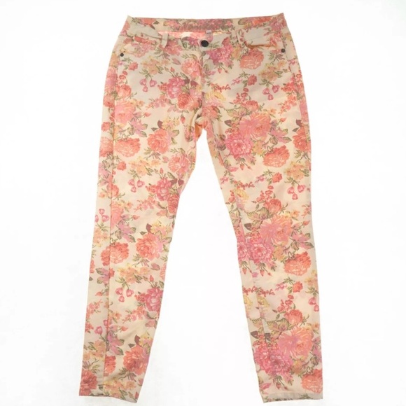 Vanilla Star Denim - Floral Print Pants Vanilla Star Size 6 
Spring Summer Church Office Lightweight